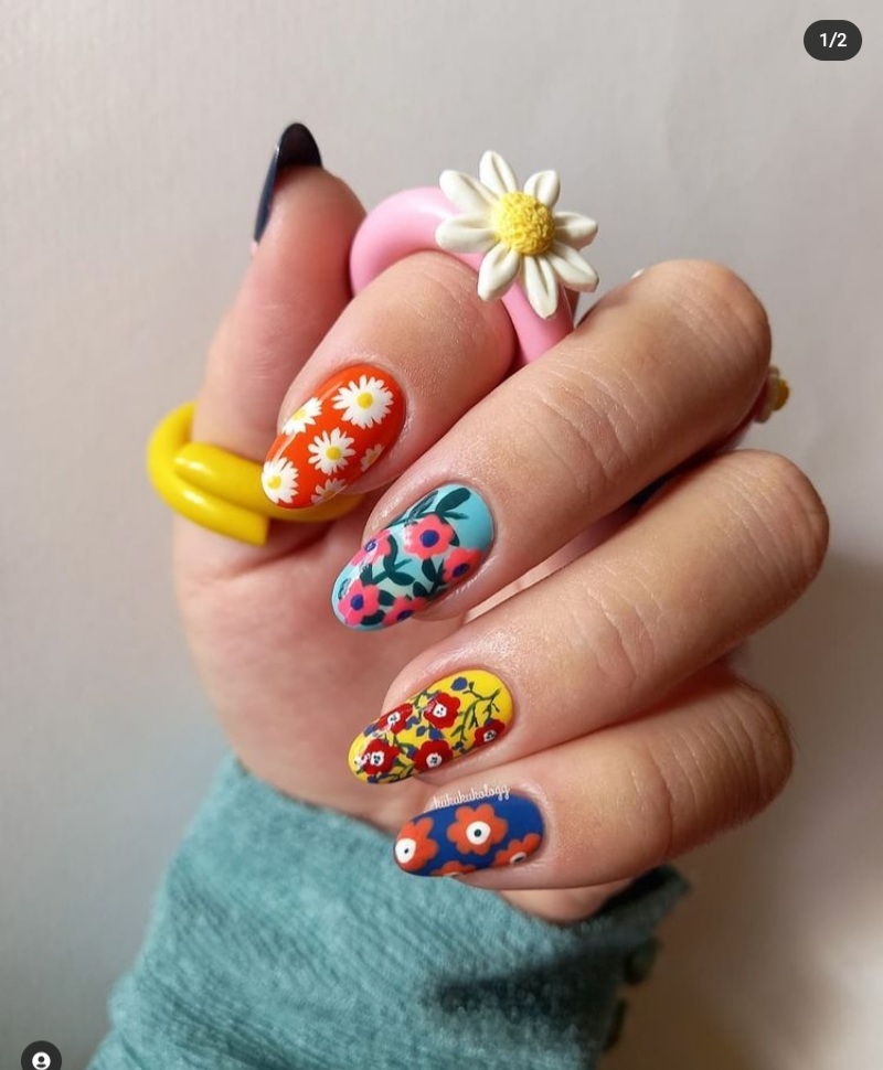 spring floral nail designs