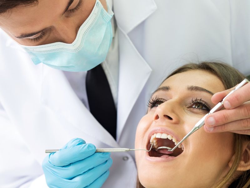 Dental implants for replacing missing teeth